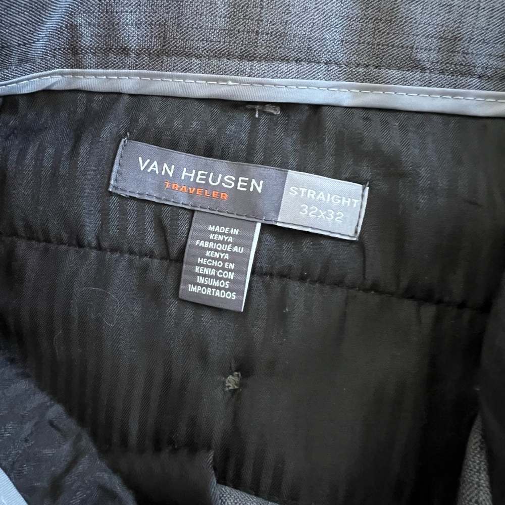 NWOT Van Heusen Grey Trouser - Picture 5 of 6